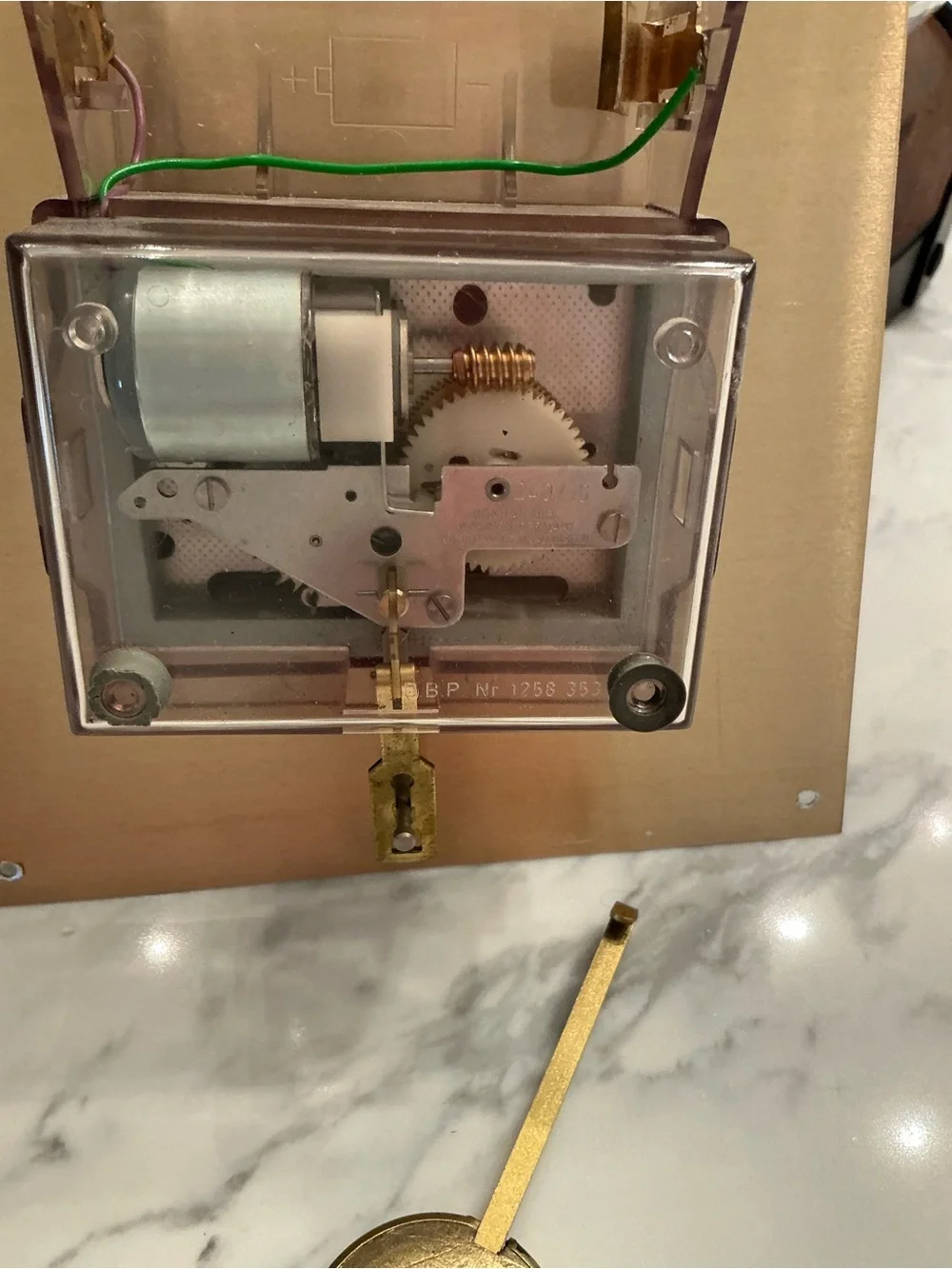 Vintage electronic battery clock parts 1250 835- Elegant Home Accent